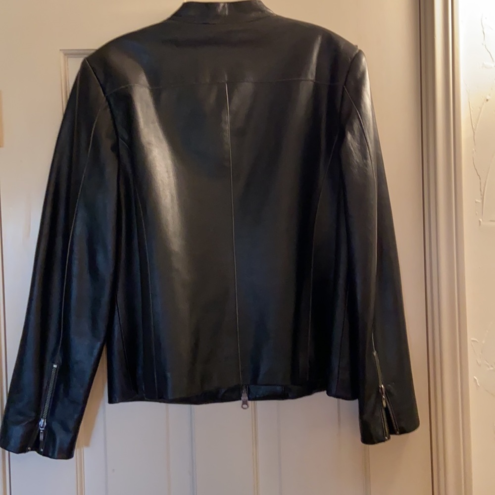 Leather jacket - Picture 4 of 6